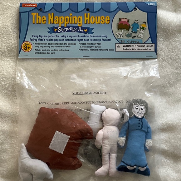 Lakeshore Other - The Napping House Storytelling Plush Set - Blue & Red